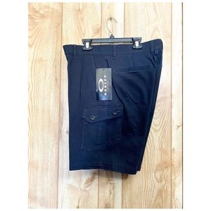 NWT Oakley Ellipse Cargo Shorts